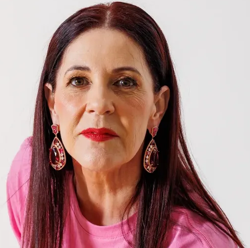 Anita Lloyd biography