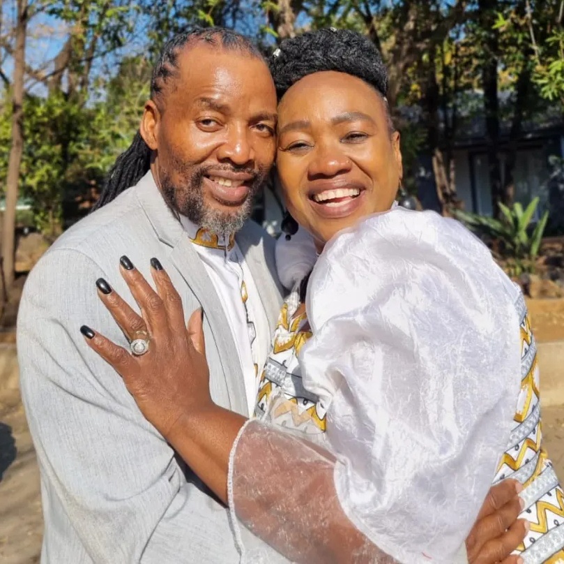 Ihhashi Elimhlophe and his wife